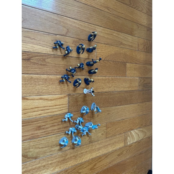 Vintage Football Figures Lot of 23 Miniatures Toy Soldiers Blue Gold Referee - Picture 4 of 6